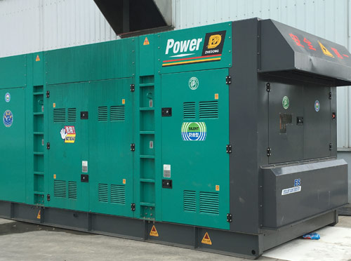 铜山升级发电机组的过程中需要注意哪些安全事项？