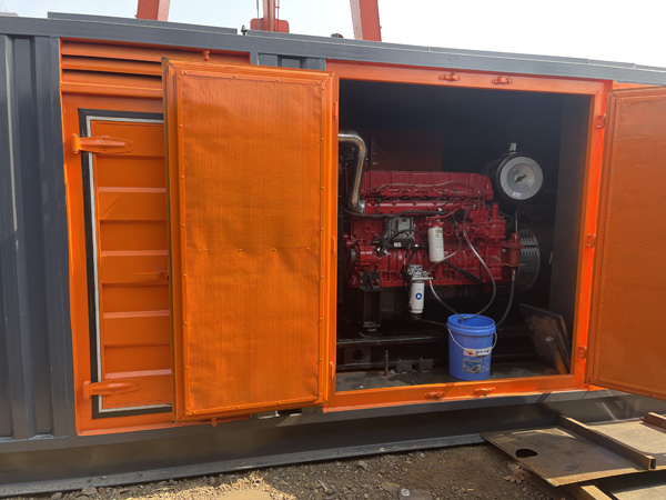 铜山柴油发电机组在高温环境下运行时需要注意哪些问题？